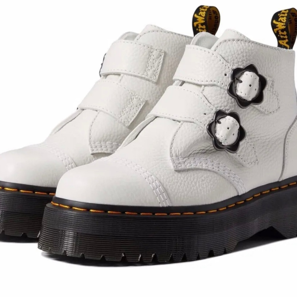 Dr. Martens Devon Flower Leather Platform Boots Womens 6 White Milled New